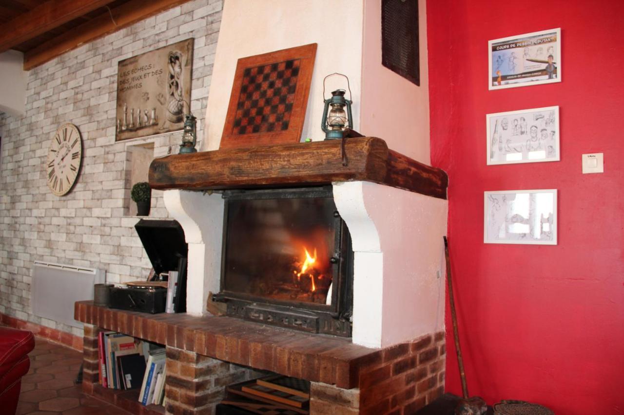 Maison De Charme, D'Artiste, Decoration Brocante Aigrefeuille-d'Aunis Ngoại thất bức ảnh