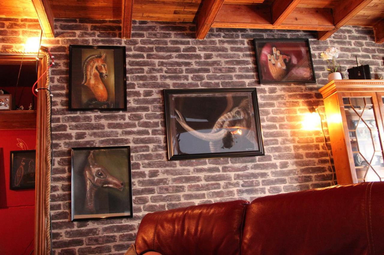 Maison De Charme, D'Artiste, Decoration Brocante Aigrefeuille-d'Aunis Ngoại thất bức ảnh